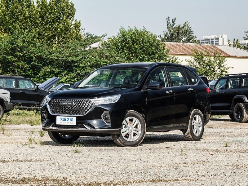 Automobile trend Haval M6 car